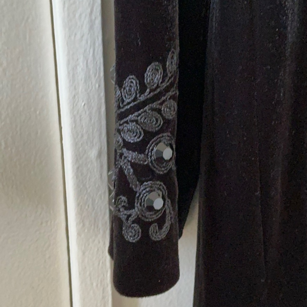 Velvet Topper - Picture 6 of 10